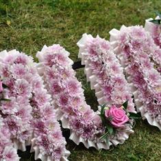 mum tribute in mauve